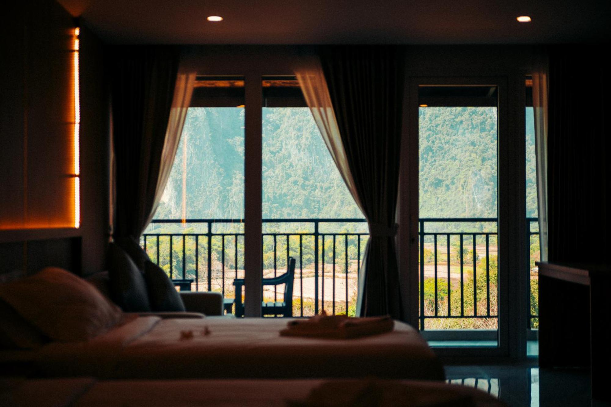 The Elephant Crossing Hotel Vang Vieng Esterno foto