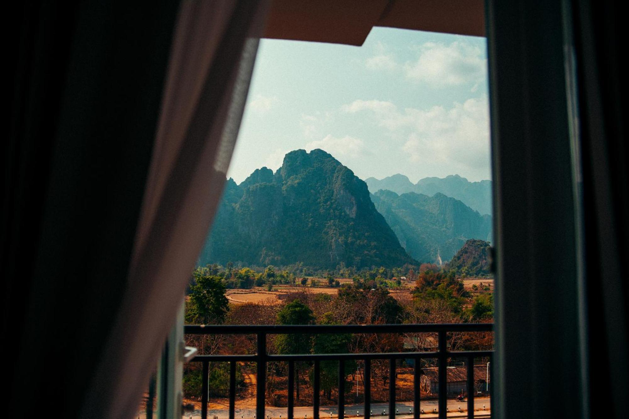 The Elephant Crossing Hotel Vang Vieng Esterno foto